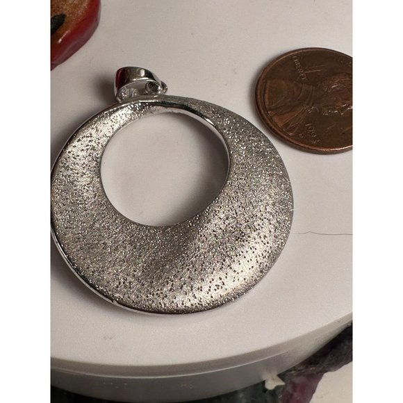 Sterling Donut pendant - Picture 4 of 5